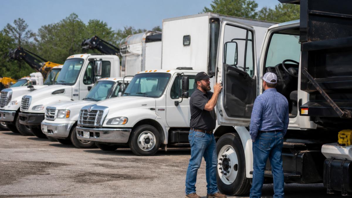 Infographic visualizing the inventory selection process at our used truck dealer lot